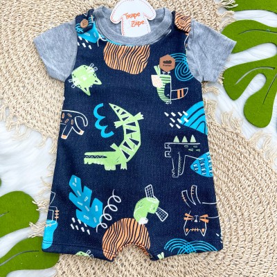 Jardineira Bichos Marinho e Camiseta Cinza